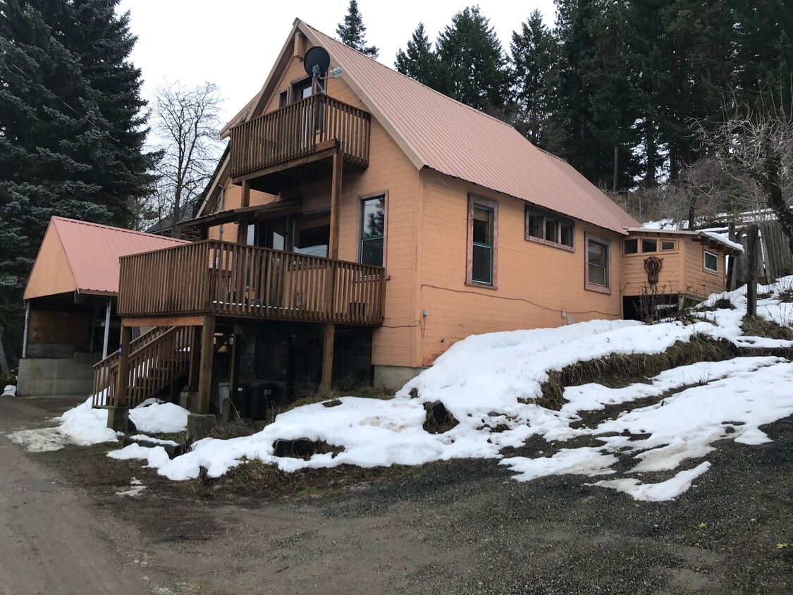 119 5th St Alley, Roslyn, WA 98941 House Rental in Roslyn, WA