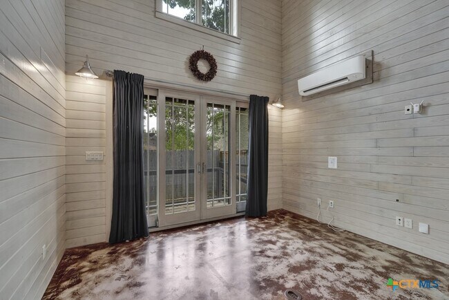 Foto del edificio - 1091 Mulberry Ave