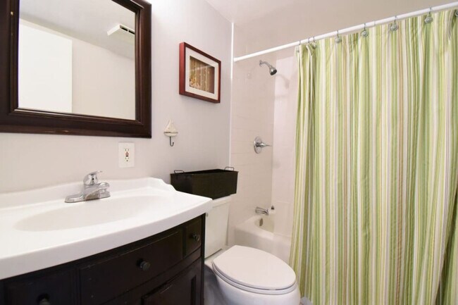 Foto del edificio - 303 Atlantic Ave