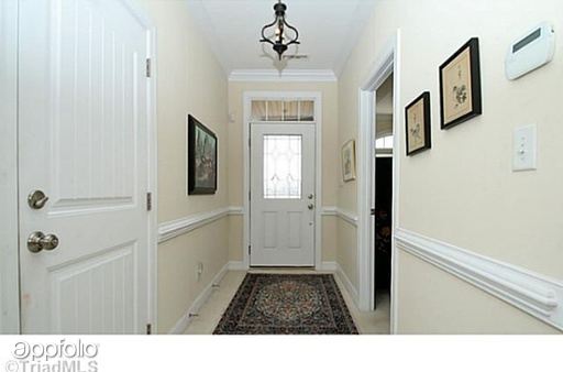Building Photo - 129 N Lake Louise Dr