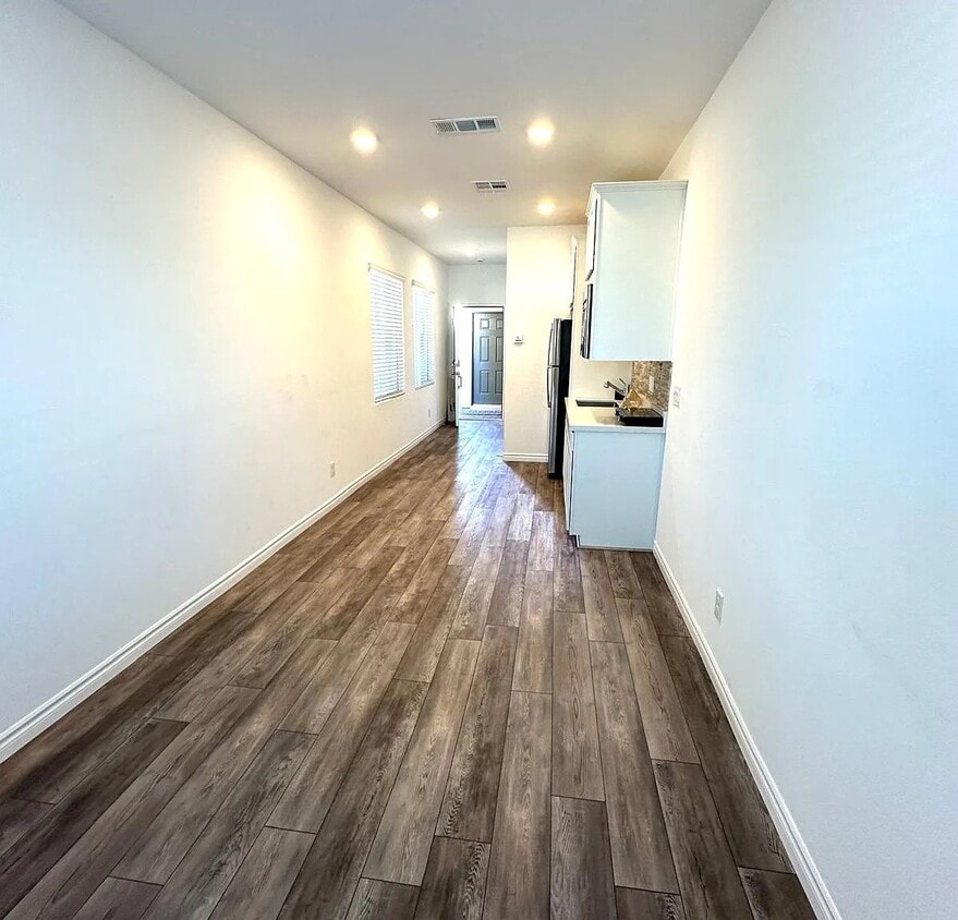 Building Photo - 5828 Chisolm Trail