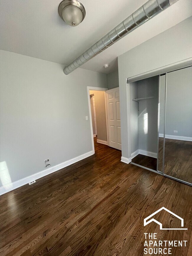 Foto del edificio - 6431 S Stewart Ave
