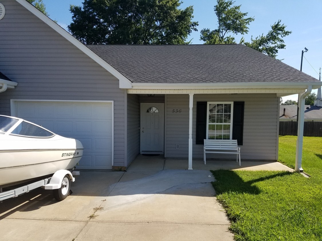 536 Seays Crest Dr, Inman, SC 29349 Apartments in Inman, SC