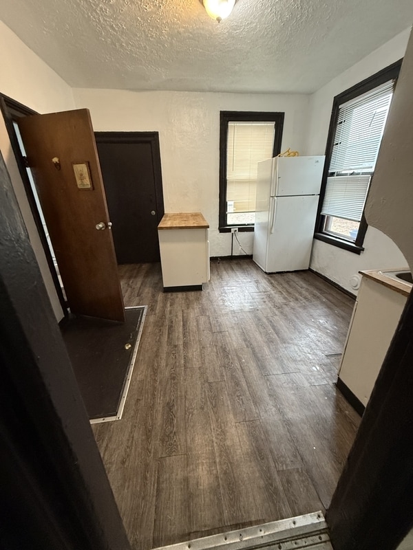 Foto del edificio - 1423 E 33rd St