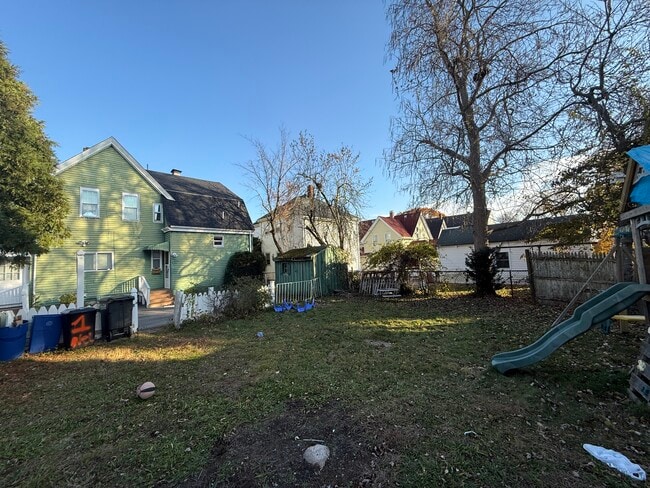 Building Photo - 1 Nelson St