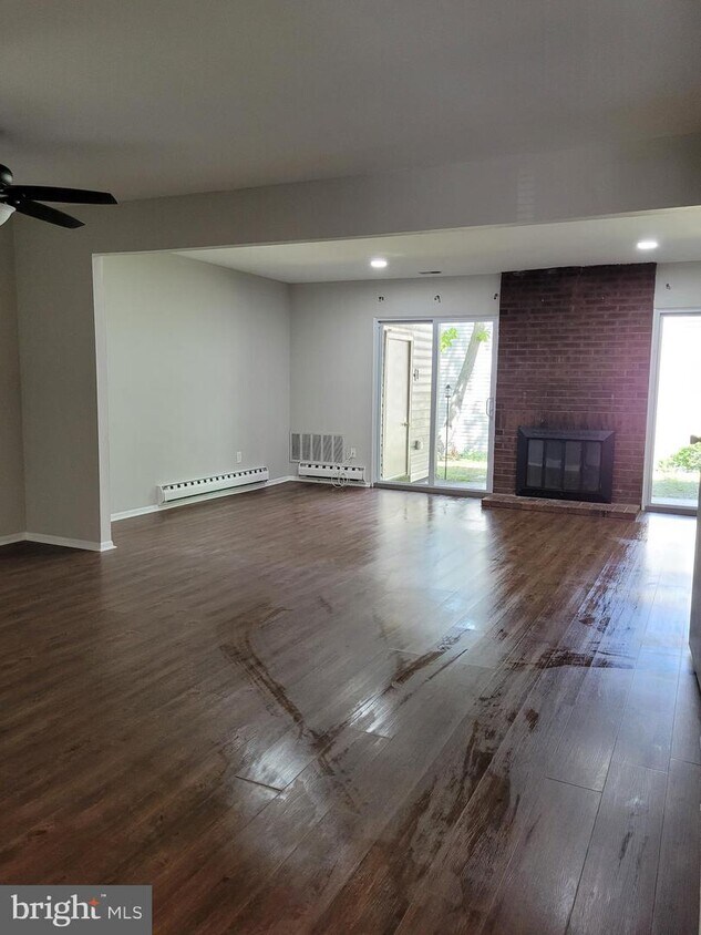 705 BROMLEY Est, PINE HILL, NJ 08021 Townhome Rentals in PINE HILL NJ