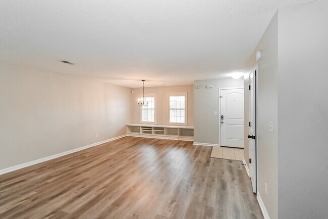 Building Photo - 10146 Morning Hill Cove