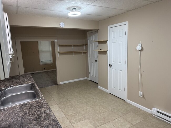 Building Photo - 2102-2104 Messanie St.