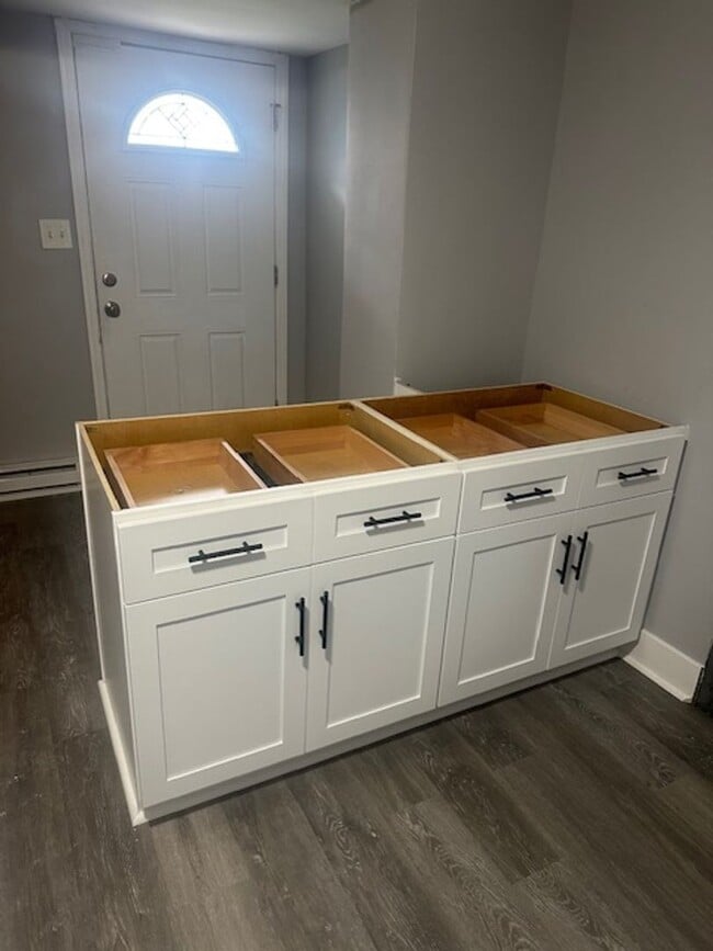 Foto del edificio - Huge 4 bed 3.5 bath house in Lawrenceville available July 1!!!