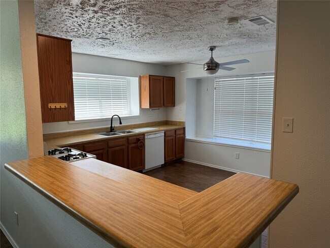 Foto del edificio - 19927 Windy Nook Dr