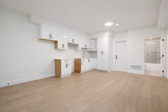 Building Photo - 8502 Nottman St
