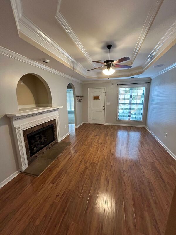 Building Photo - 2502 Ridgemont Dr