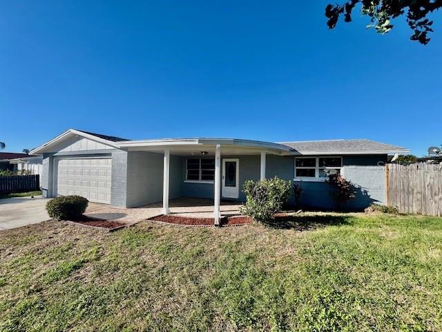 Foto principal - 3717 Cedarwood Dr