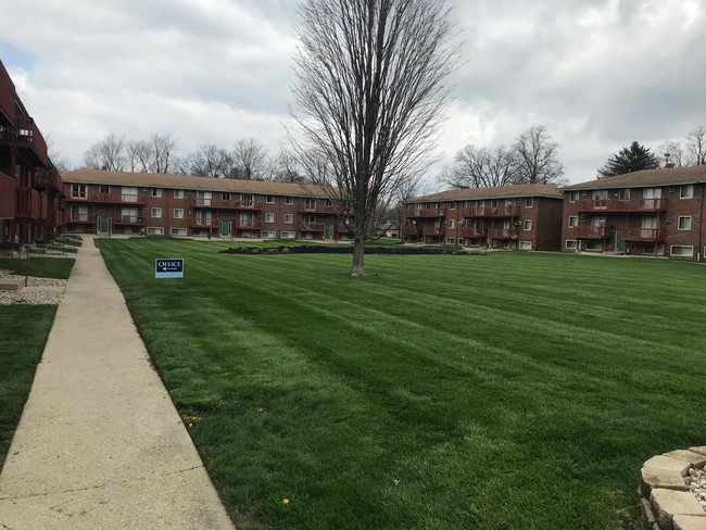 Building Photo - River Landing Apartments