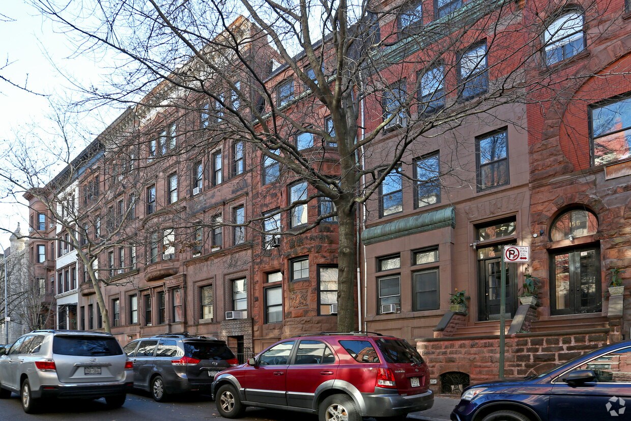 Foto del edificio - 152 W 76th St