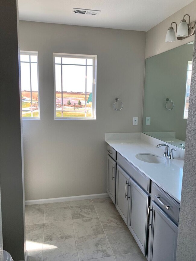 Foto del edificio - 2018 Meritage Home for Rent in Vista Highl...