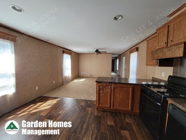 Foto del edificio - 31 Mapledale Acres