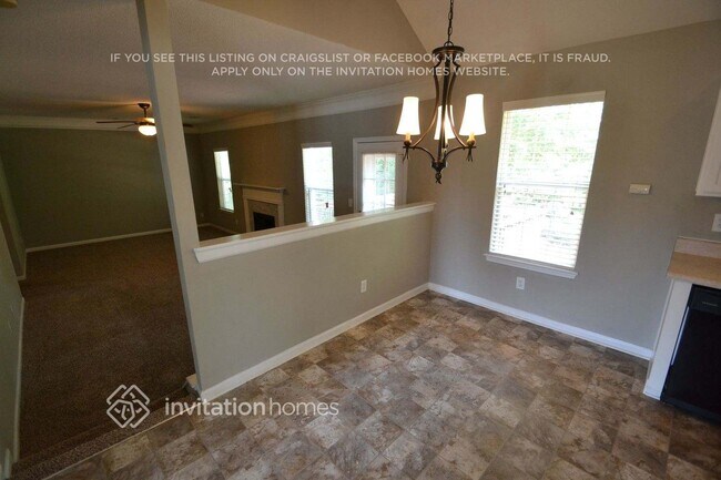Building Photo - 5725 Crystal Springs Way