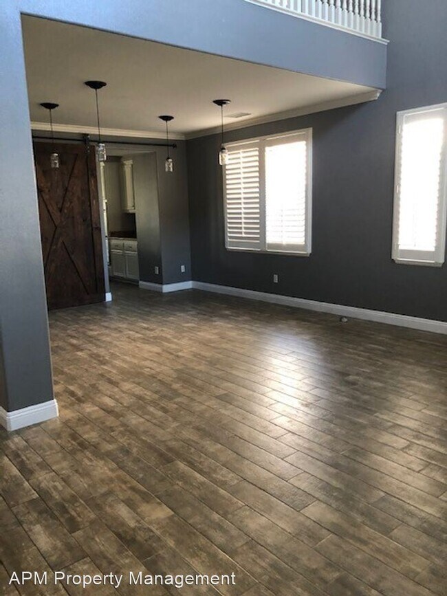 Foto del edificio - 5 br, 3 bath House - 13526 Prospector Ct