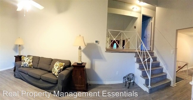 Building Photo - 4 br, 2 bath House - 3405 Brompton Ct