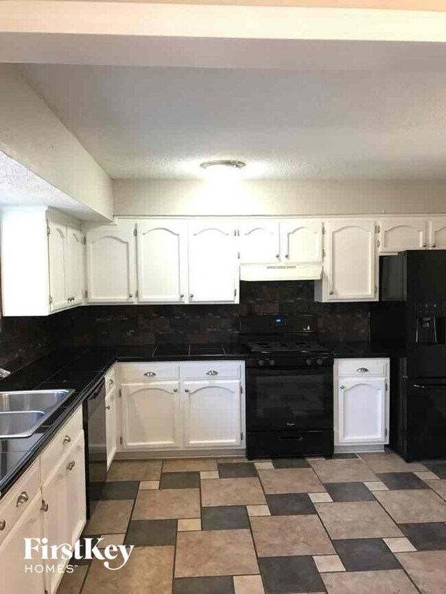 105 SE Keystone Cir, Blue Springs, MO 64014 House Rental in Blue