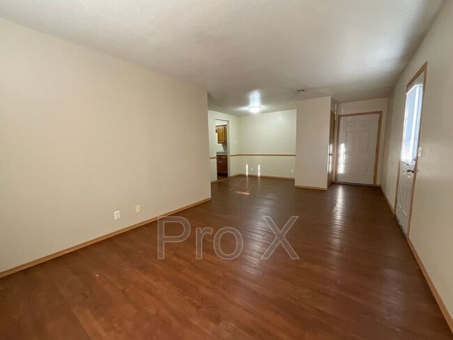 Foto del edificio - 4563 E Zora St