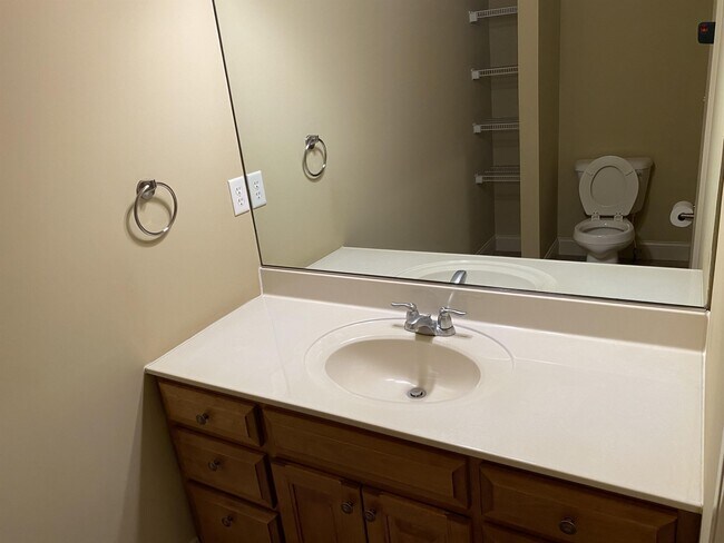 Building Photo - 1405 Cobblestone Way