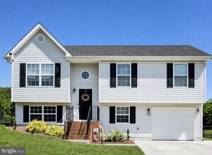 Building Photo - 100 Kaleigh Dr