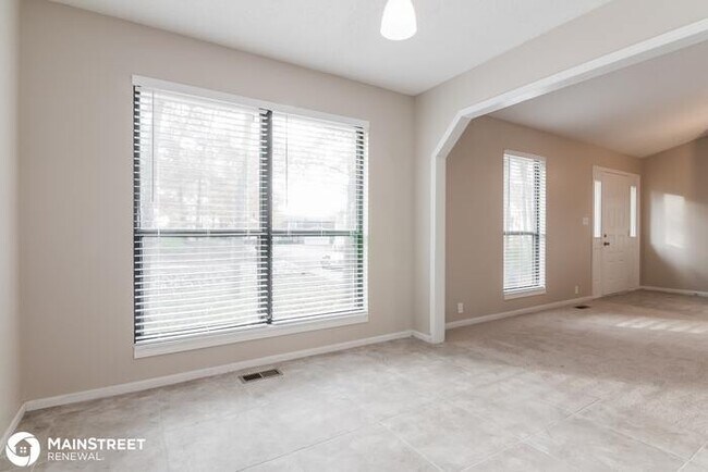 Foto del edificio - 31830 Somerset Ct