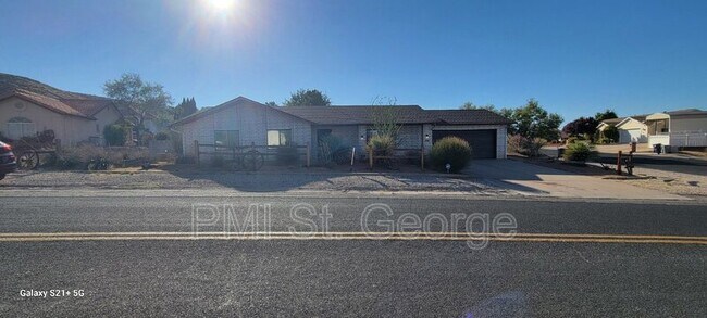 Foto del edificio - 776 E Fort Pierce Dr