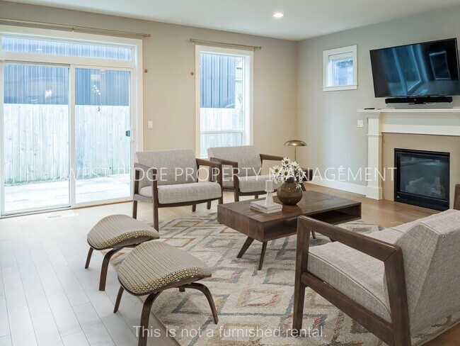 Photo - 6836 N Hudson St Townhome