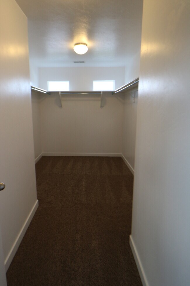 Foto del edificio - Large 5 Bed 3.5 Bath Home in Lehi Utah!