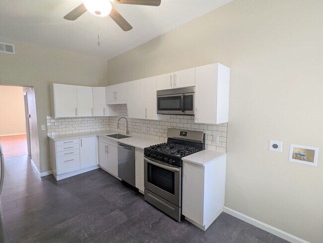 Building Photo - 3421 McKean Ave