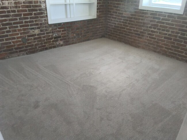 Foto del edificio - 2 Bed Furnished Loft Apartment-Downtown Blackstone