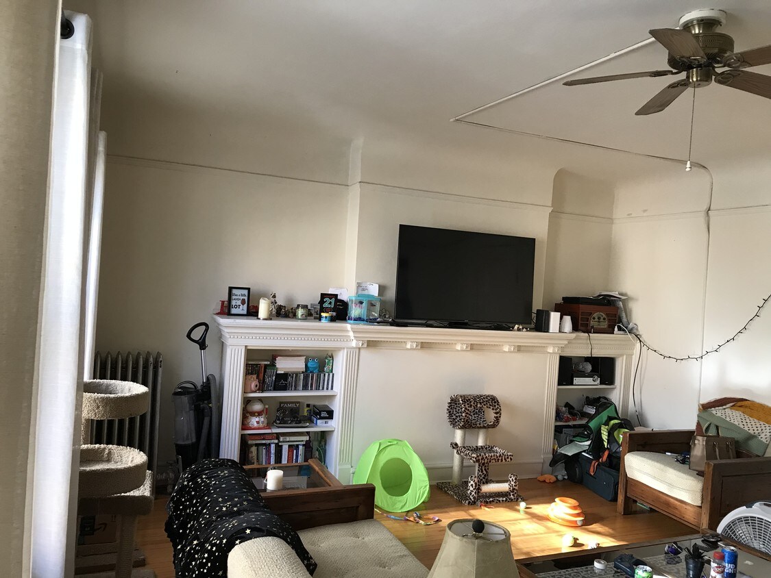 Sala de estar - 1913 E Lafayette Pl