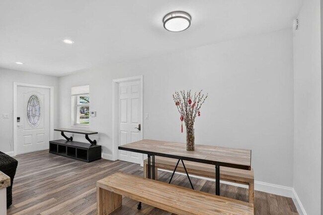 Foto del edificio - 155 NE 20th St