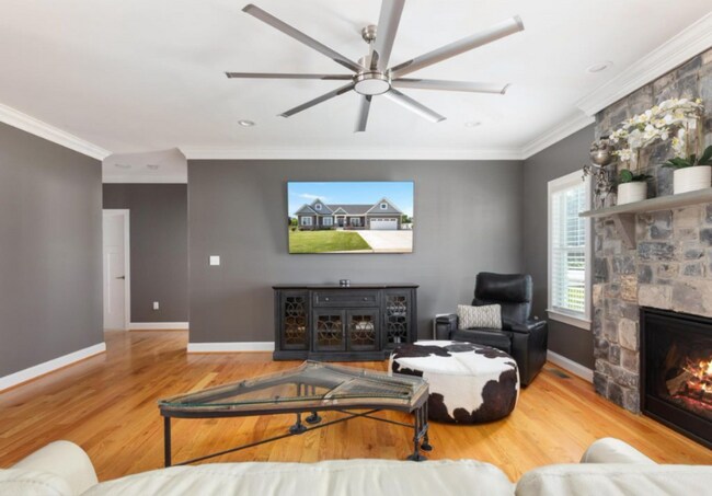 Foto del edificio - 103 Derrynan Ct