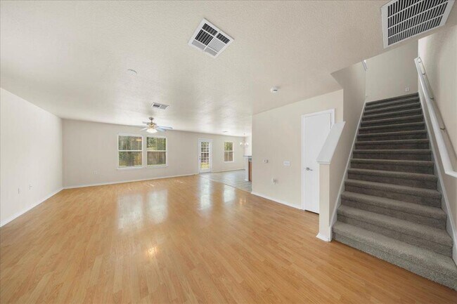 Foto del edificio - 3504 Sand Dunes Ave
