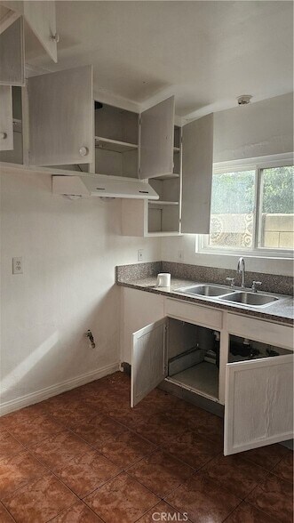 Foto del edificio - 3643 Durfee Ave