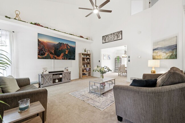 Foto del edificio - 6407 Compton Rd
