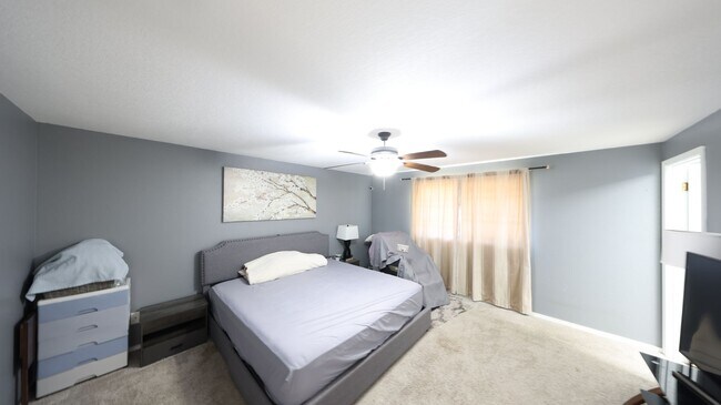 Building Photo - 3 Bed 2 Bath - Ideal Location - Pet Friendly - NAS Whidbey