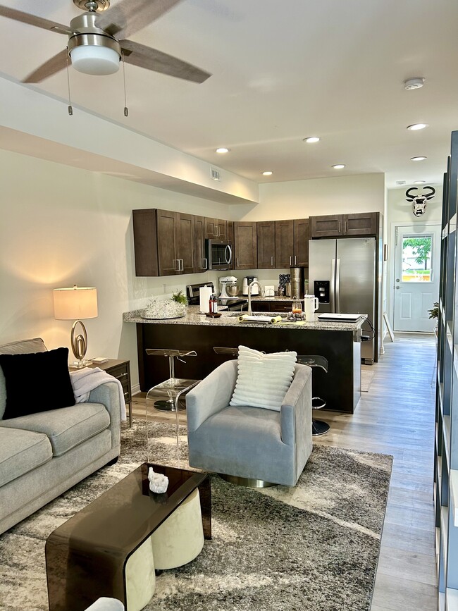 Kitchen - 192 Fairway Ln