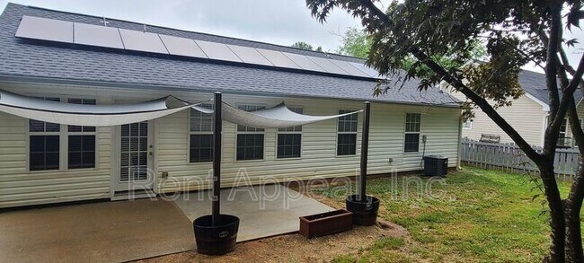 Building Photo - 420 Shenandoah Ct