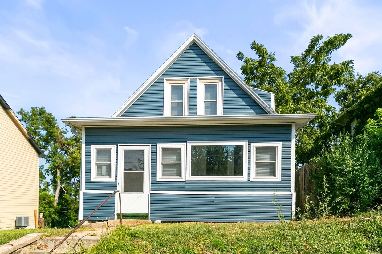 Primary Photo - 3940 Arbor