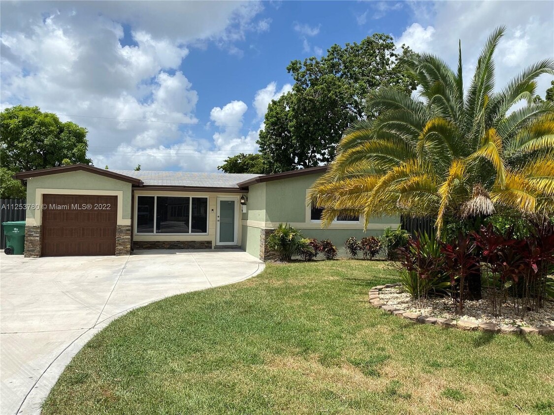 7401 Ramona St, Miramar, FL 33023 House for Rent in Miramar, FL