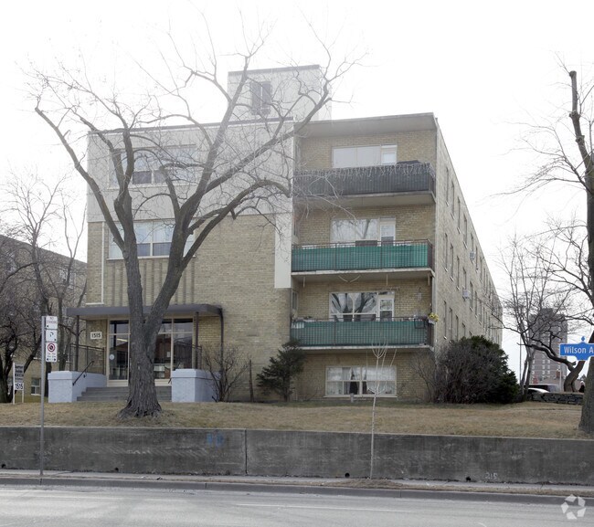 Photo du bâtiment - 1515 Wilson Ave