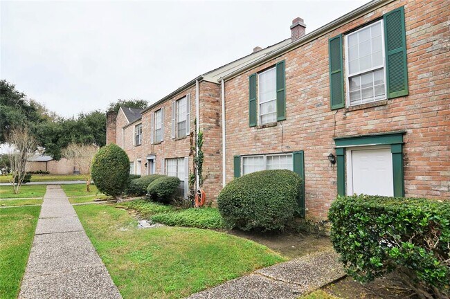 Foto del edificio - 4206 Belle Park Dr