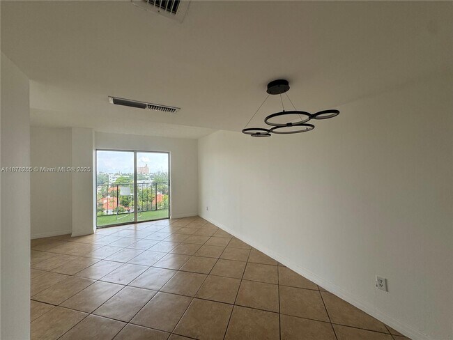 Foto del edificio - 899 West Ave