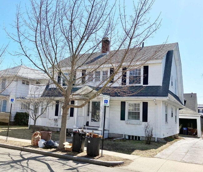 NO BROKER FEE!!! Great Quincy location! - NO BROKER FEE!!! Great Quincy location! Apartment
