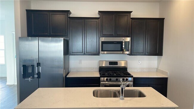 Building Photo - 5178 Bramwell Ln